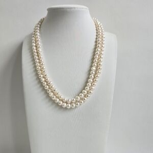 Gorgeous Cream Pearl Necklace